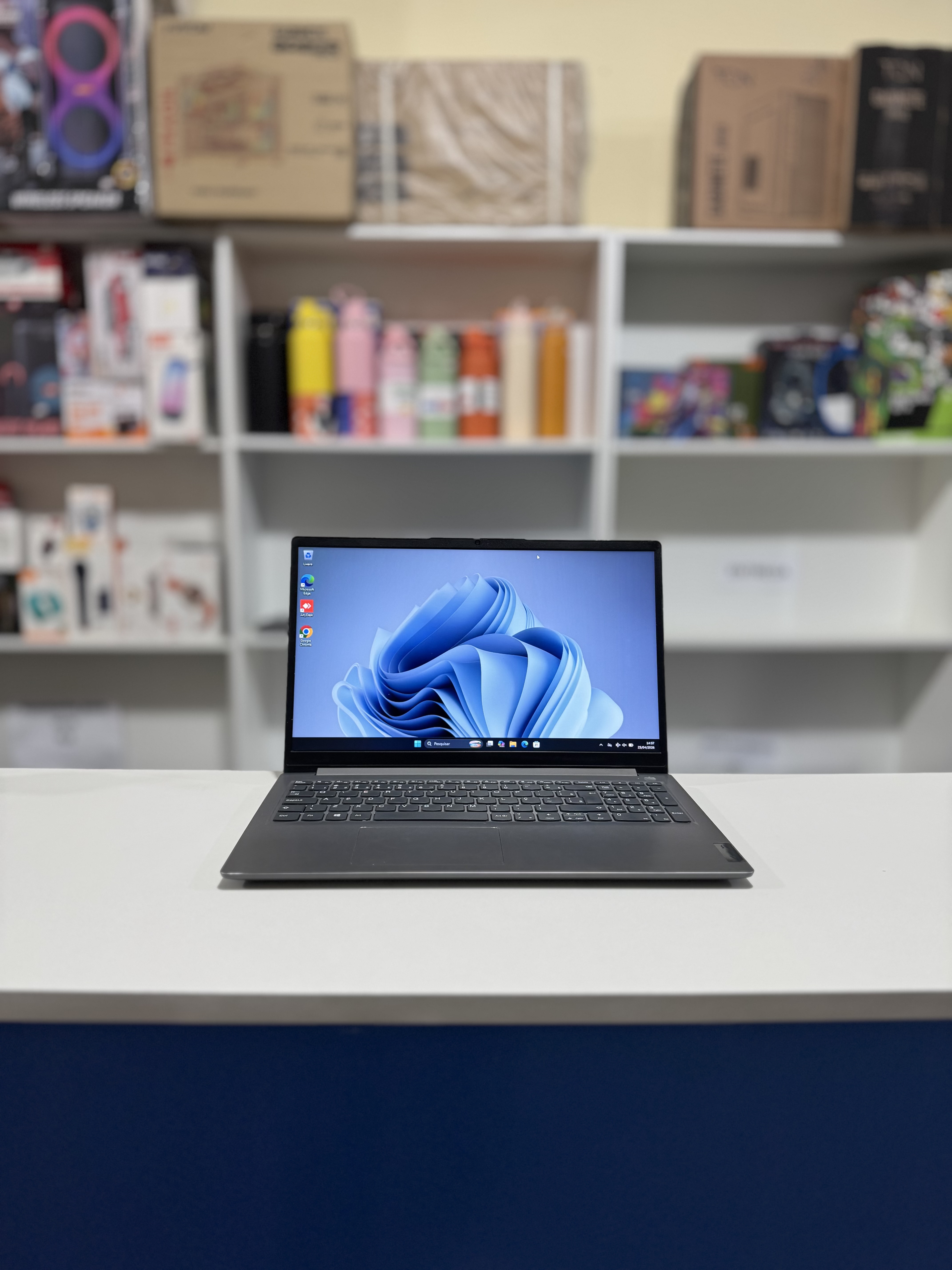 Lenovo IDEAPAD 1 15IAU7