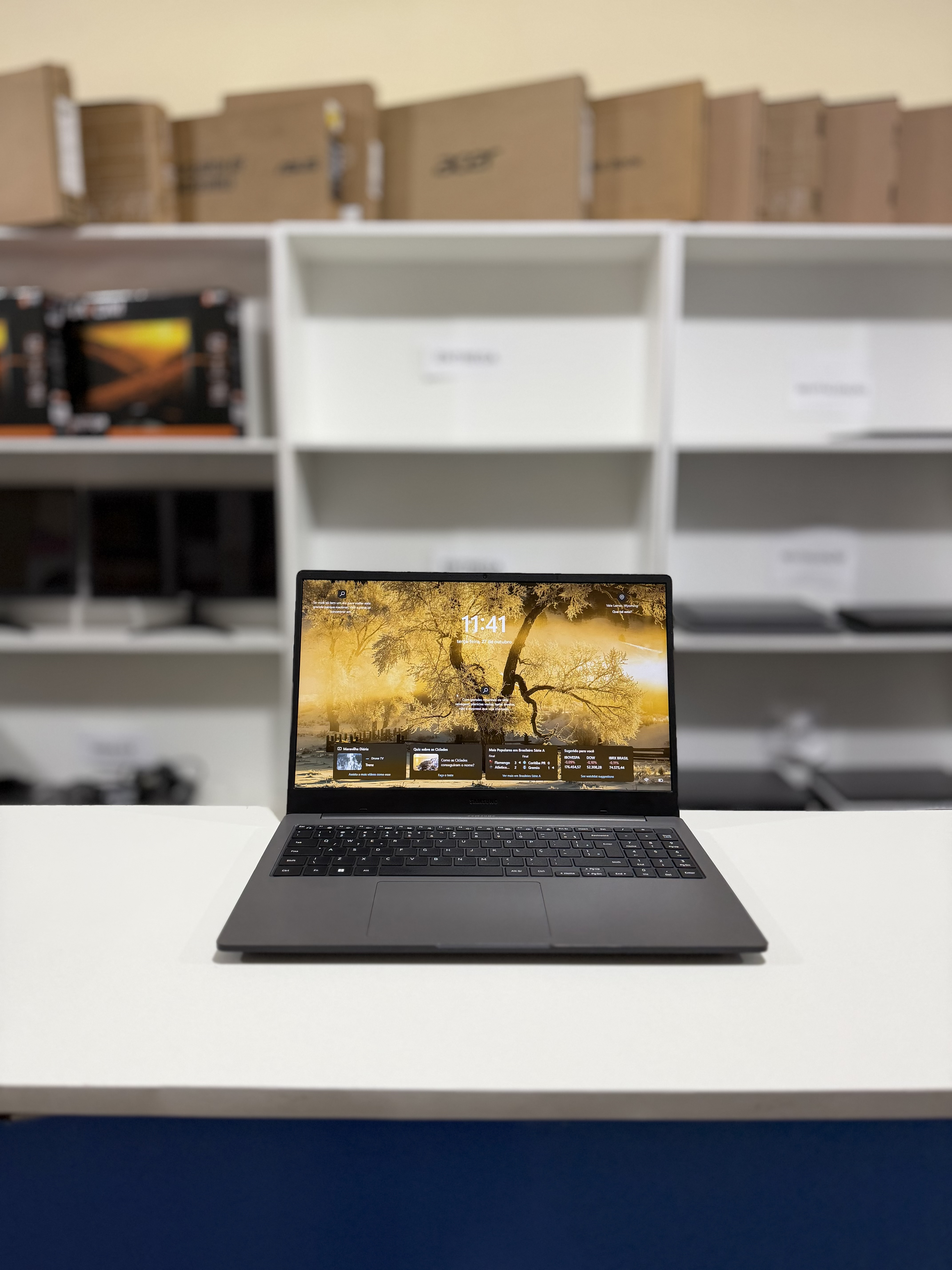 Samsung GALAXY BOOK